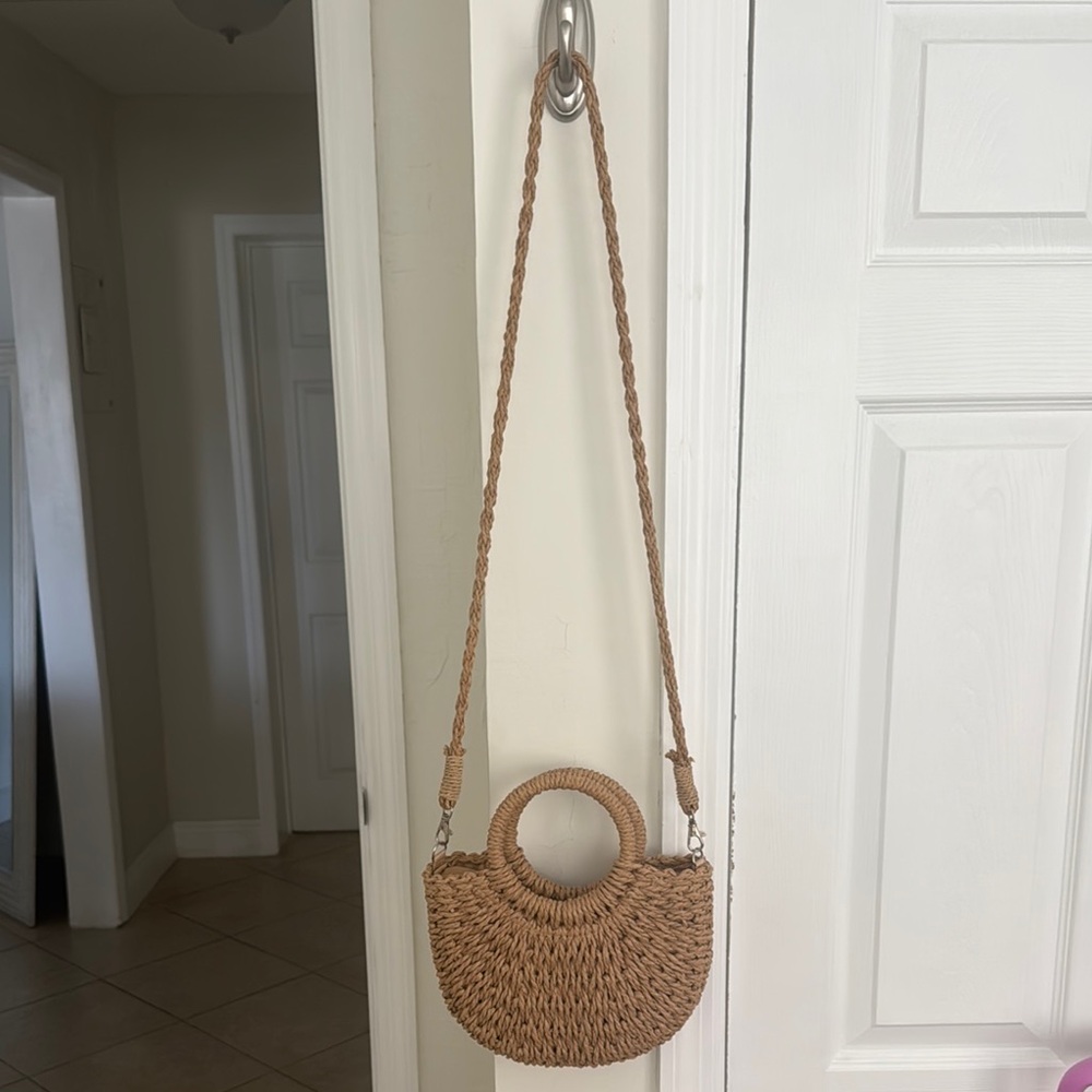Elegant Tan Woven Handbag